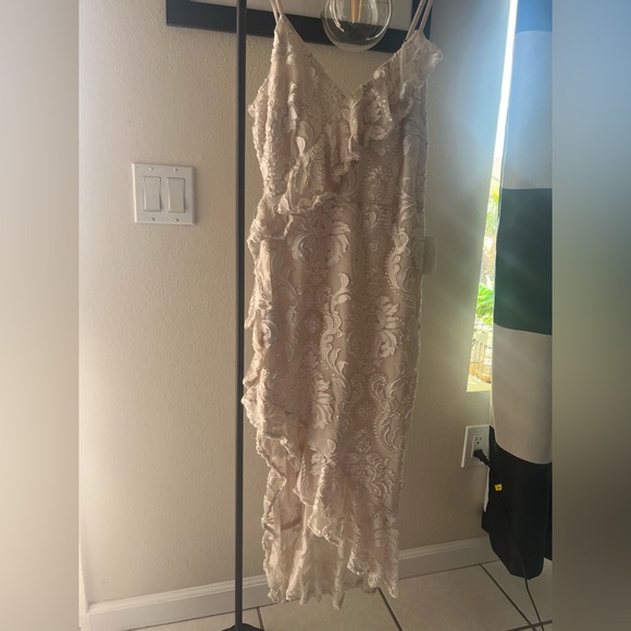 Lulu's Cream Lace Dress - Picture 1 of 6